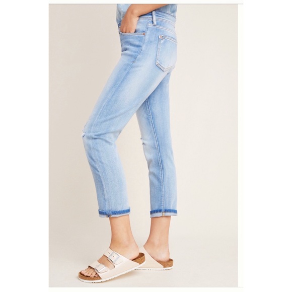 Anthropologie Denim - 💃NWT Pilcro Mid rise slim boyfriend jeans size 27
